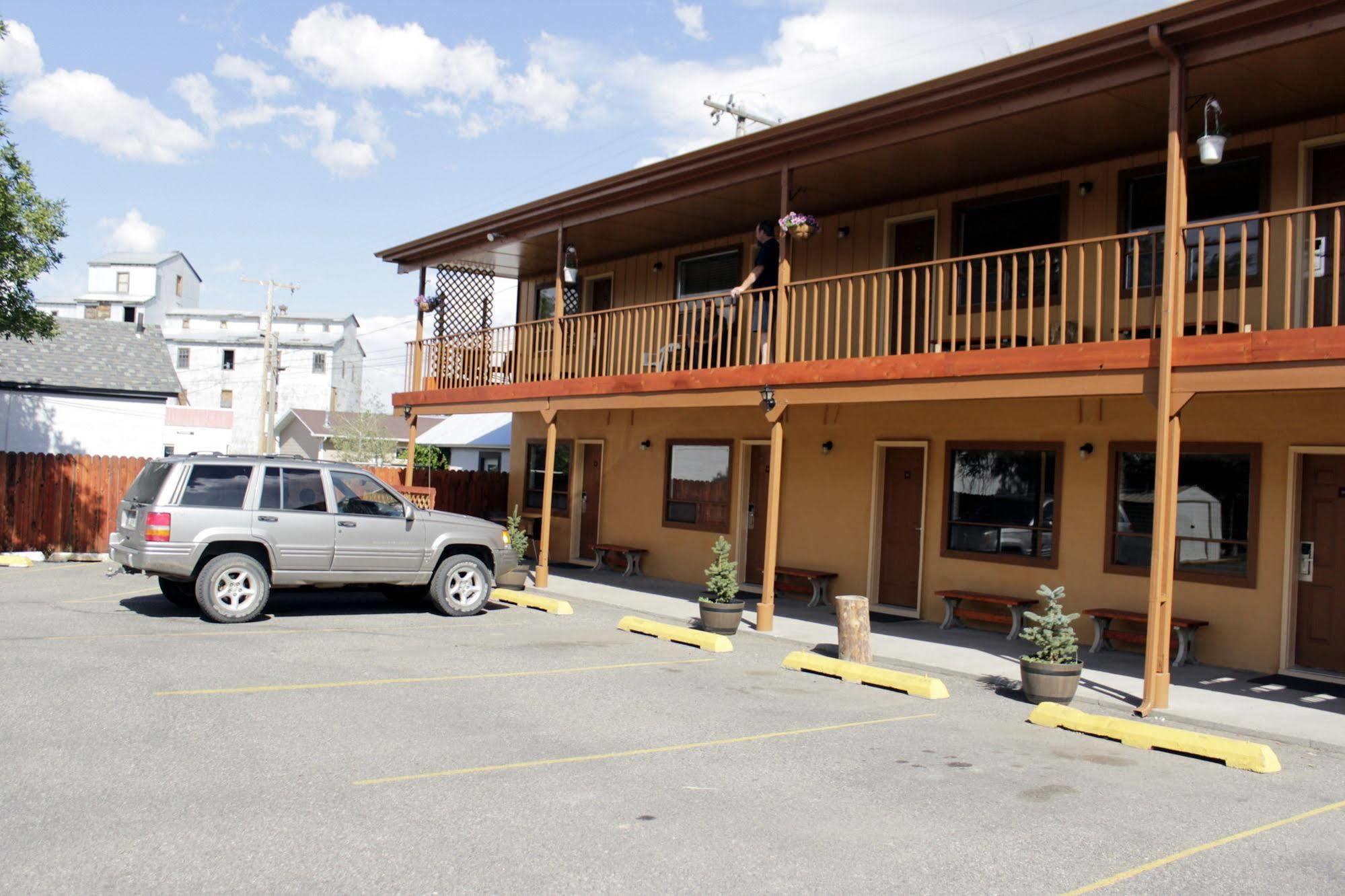 Country Motor Inn Livingston Exterior foto